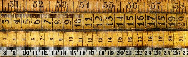 Logo : différents instruments de mesure de longueur