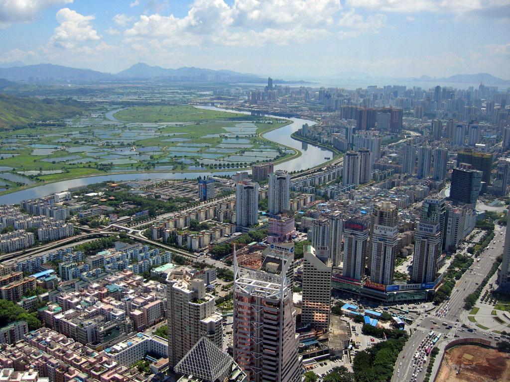 La ville de Shenzhen (vue aérienne oblique)