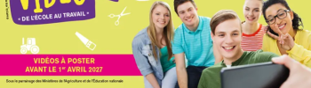 5 jeunes se filment pour le concours vidéo 